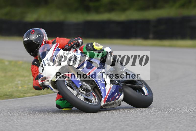 /Archiv-2025/08 20.04.2025 Speer Racing ADR/Gruppe gelb/211